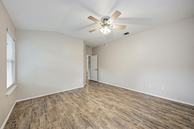 3511 Rock Shelf LN, Round Rock, TX 78681