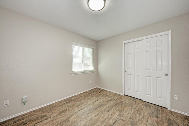 3511 Rock Shelf LN, Round Rock, TX 78681