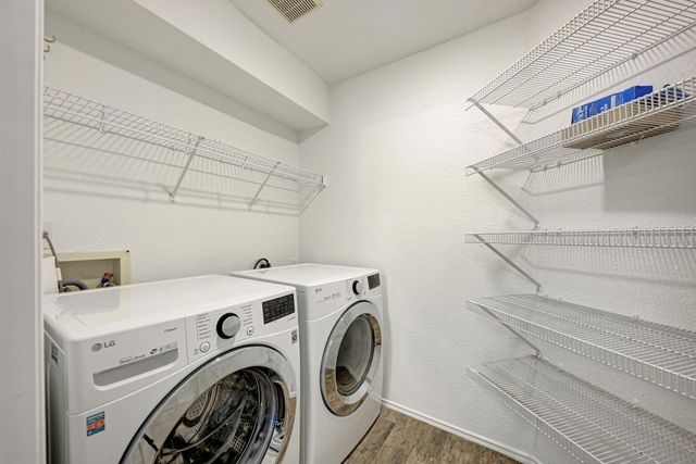 3511 Rock Shelf LN, Round Rock, TX 78681