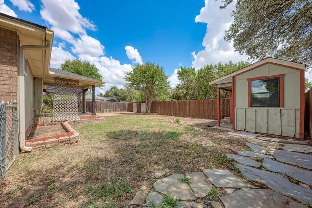 3511 Rock Shelf LN, Round Rock, TX 78681