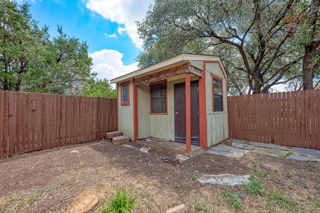 3511 Rock Shelf LN, Round Rock, TX 78681