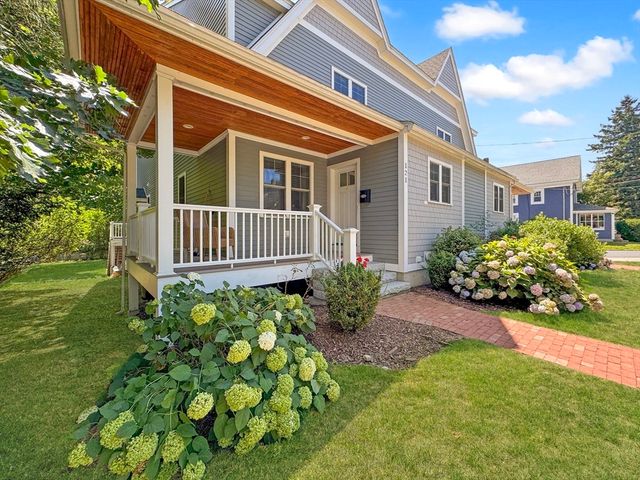 121 Salem St, Reading, MA 01867