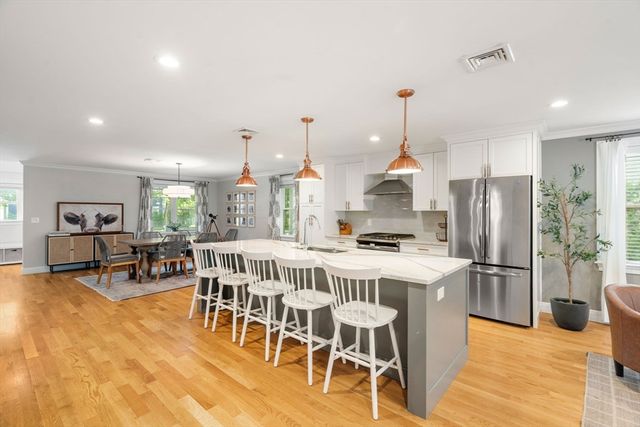 121 Salem St, Reading, MA 01867