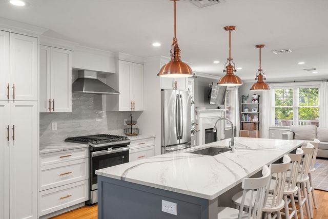 121 Salem St, Reading, MA 01867