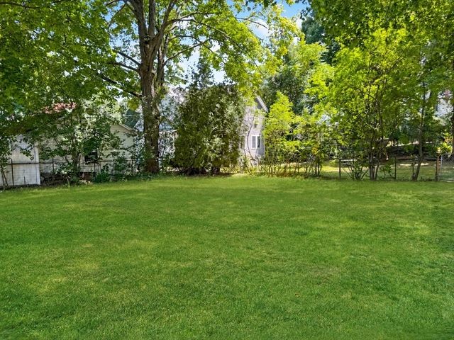 121 Salem St, Reading, MA 01867