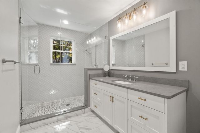 121 Salem St, Reading, MA 01867