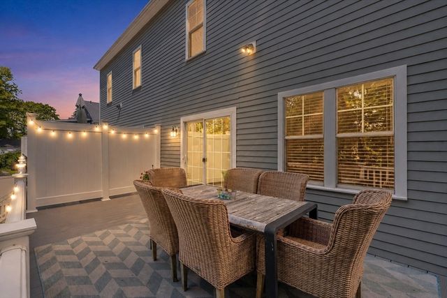 121 Salem St, Reading, MA 01867