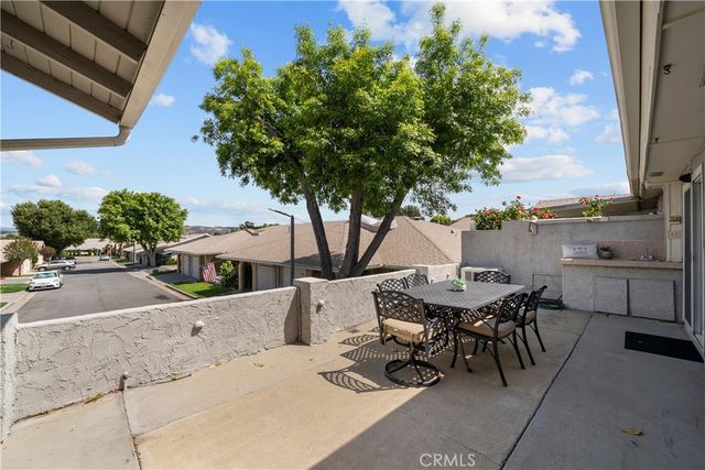 18915 Circle Of Friends, Newhall, CA 91321