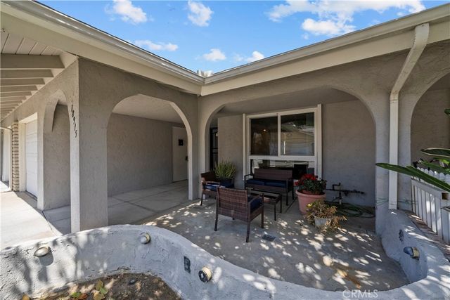18915 Circle Of Friends, Newhall, CA 91321