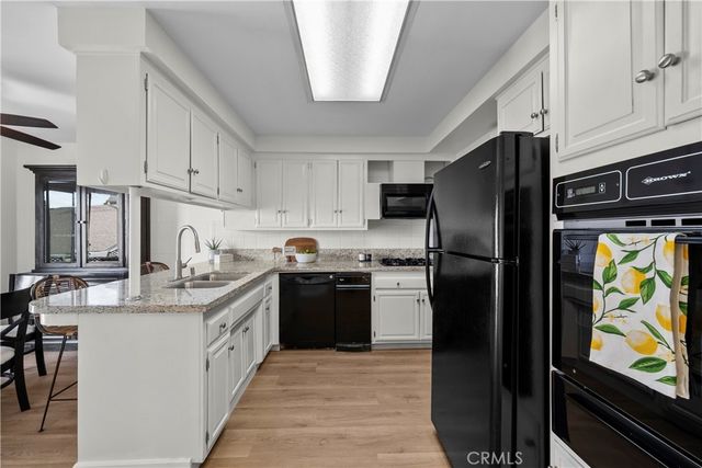 18915 Circle Of Friends, Newhall, CA 91321