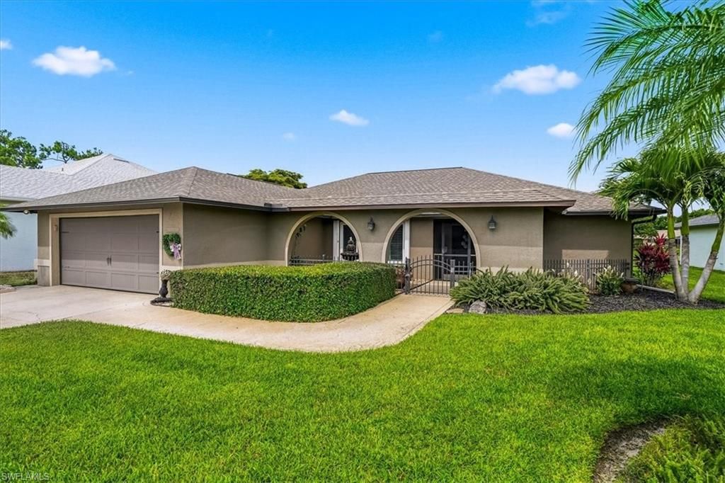 24916 Carnoustie CT, BONITA SPRINGS, FL 34135 — photo 2