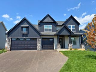 8864 Binder Way, Woodbury, MN 55129