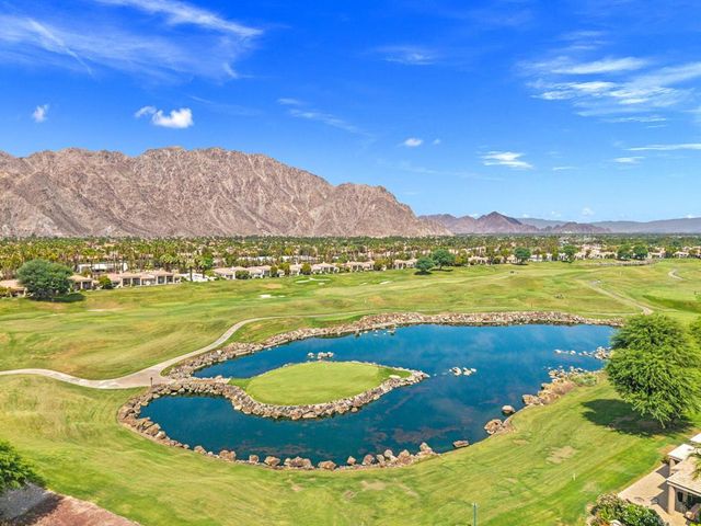 54872 Oak Tree A31, La Quinta, CA 92253