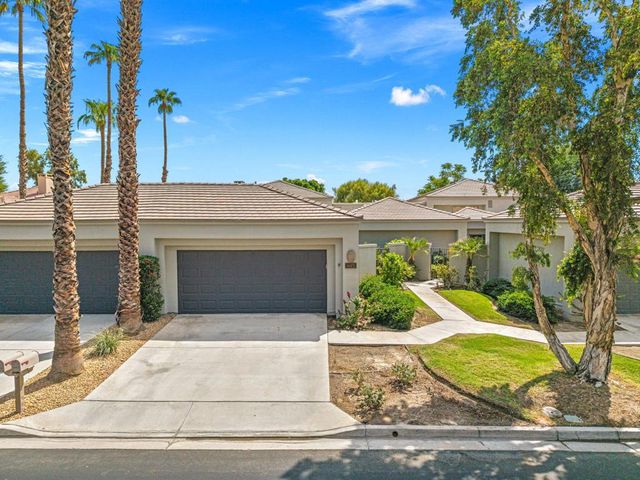 54872 Oak Tree A31, La Quinta, CA 92253