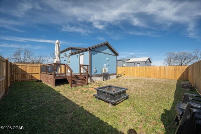 112 Cottage Brook Circle, Anderson, MO 64831