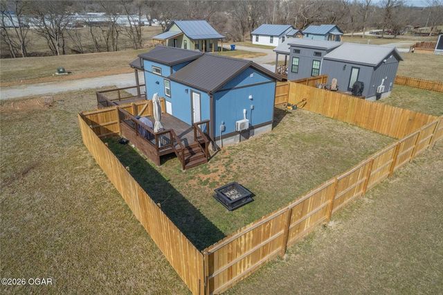 112 Cottage Brook Circle, Anderson, MO 64831