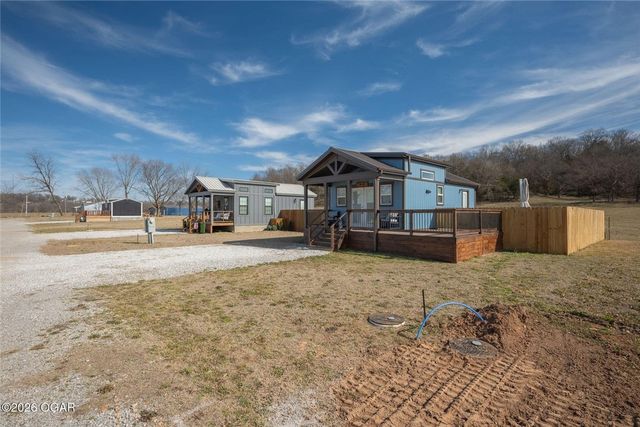 112 Cottage Brook Circle, Anderson, MO 64831