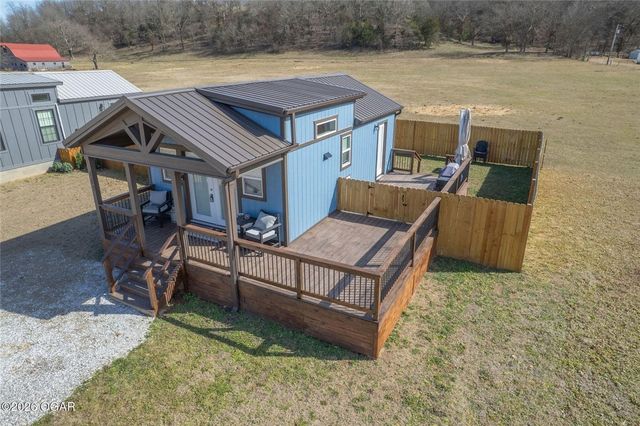 112 Cottage Brook Circle, Anderson, MO 64831