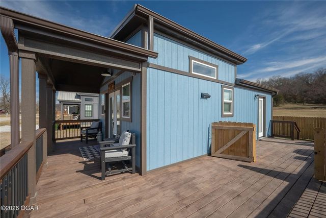 112 Cottage Brook Circle, Anderson, MO 64831