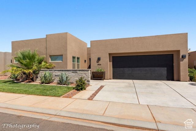 4944 W 3175 S, Hurricane, UT 84737