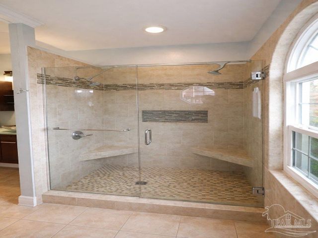 5144 Grumann Dr, Pensacola, FL 32507