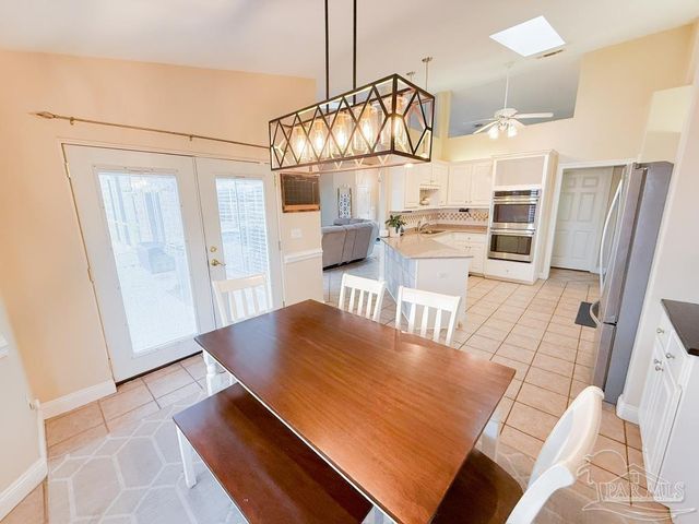 5144 Grumann Dr, Pensacola, FL 32507