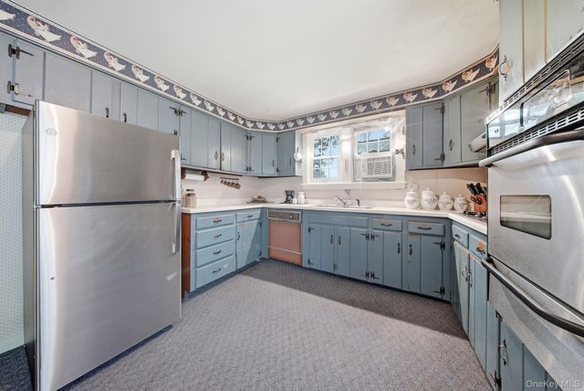 4 Plains Road, Walden, NY 12586