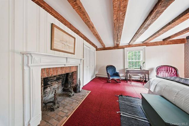 4 Plains Road, Walden, NY 12586