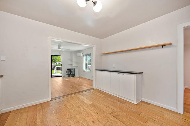 1017 Shearer St, Roseville, CA 95678