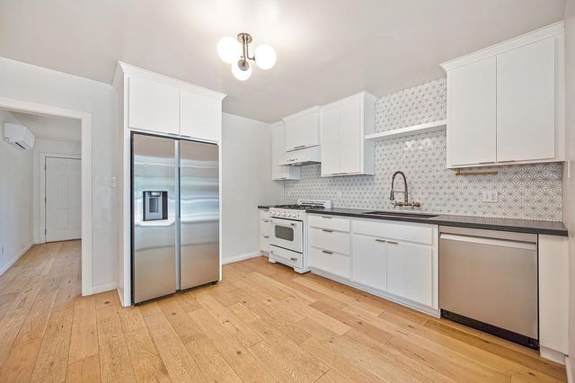 1017 Shearer St, Roseville, CA 95678