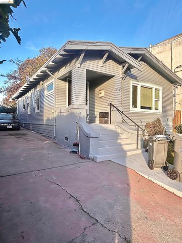 2806 Foothill Blvd, Oakland, CA 94601