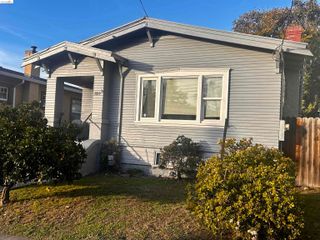 2806 Foothill Blvd, Oakland, CA 94601