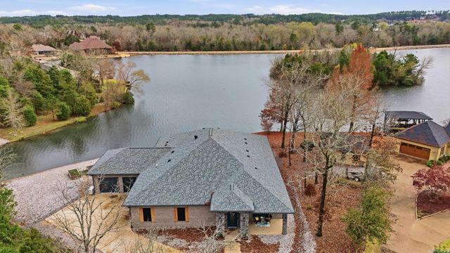 53 Maravilla Way, Hot Springs Village, AR 71909