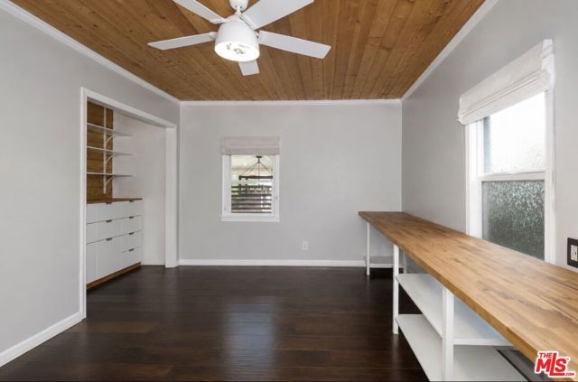 11757 Arminta Street, North Hollywood (los Angeles), CA 91605