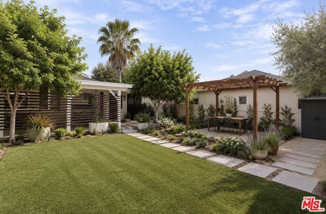 11757 Arminta Street, North Hollywood (los Angeles), CA 91605