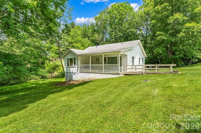 127 Stafford Road, Spruce Pine, NC 28777