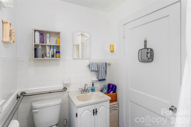 127 Stafford Road, Spruce Pine, NC 28777
