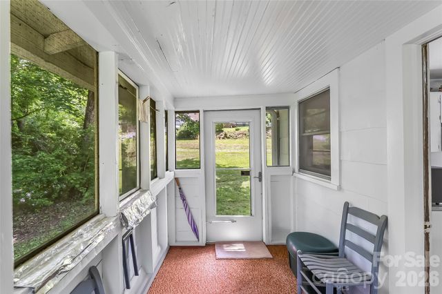 127 Stafford Road, Spruce Pine, NC 28777