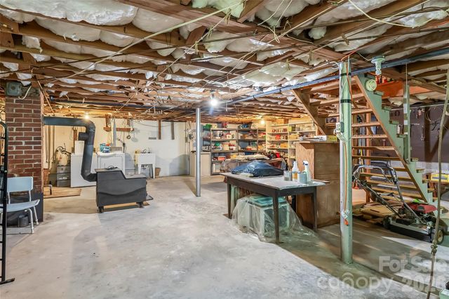 127 Stafford Road, Spruce Pine, NC 28777