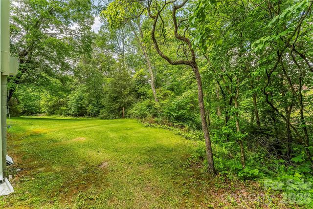 127 Stafford Road, Spruce Pine, NC 28777