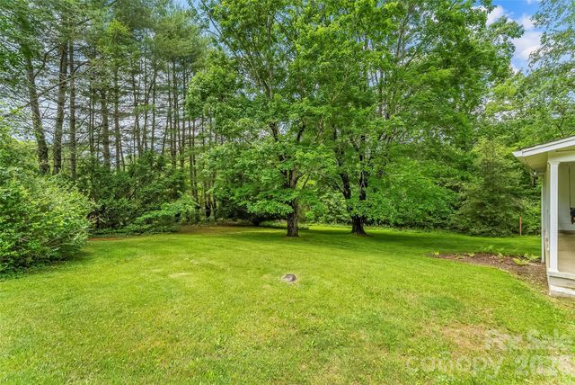 127 Stafford Road, Spruce Pine, NC 28777