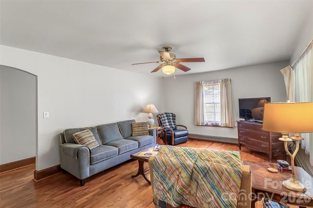 127 Stafford Road, Spruce Pine, NC 28777