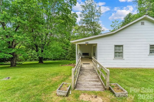 127 Stafford Road, Spruce Pine, NC 28777