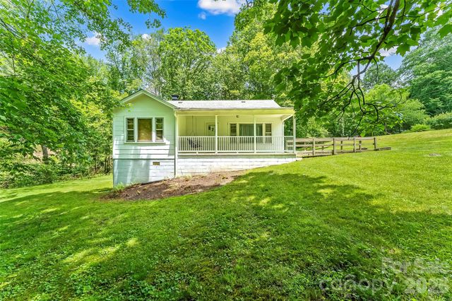127 Stafford Road, Spruce Pine, NC 28777