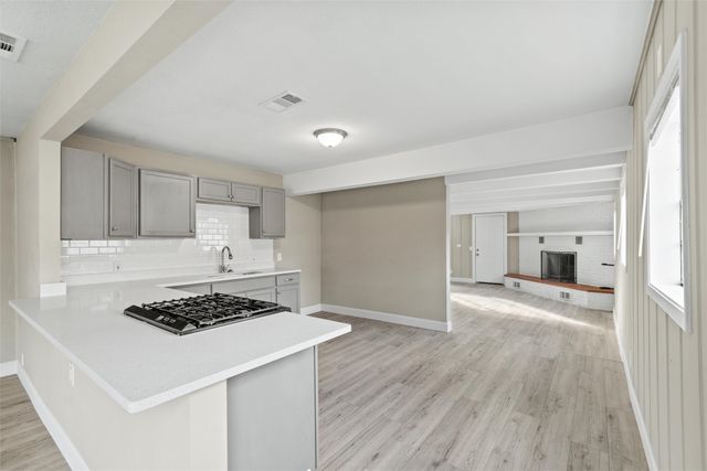 2409 Skyline Drive, Sansom Park, TX 76114