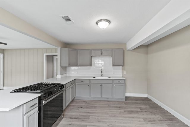 2409 Skyline Drive, Sansom Park, TX 76114