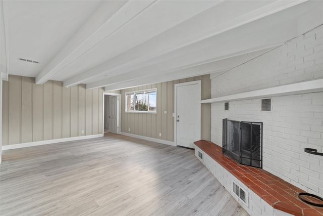 2409 Skyline Drive, Sansom Park, TX 76114