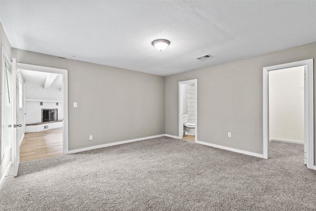 2409 Skyline Drive, Sansom Park, TX 76114