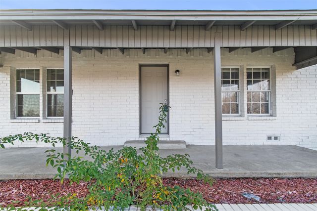 2409 Skyline Drive, Sansom Park, TX 76114