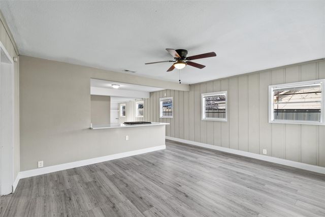 2409 Skyline Drive, Sansom Park, TX 76114